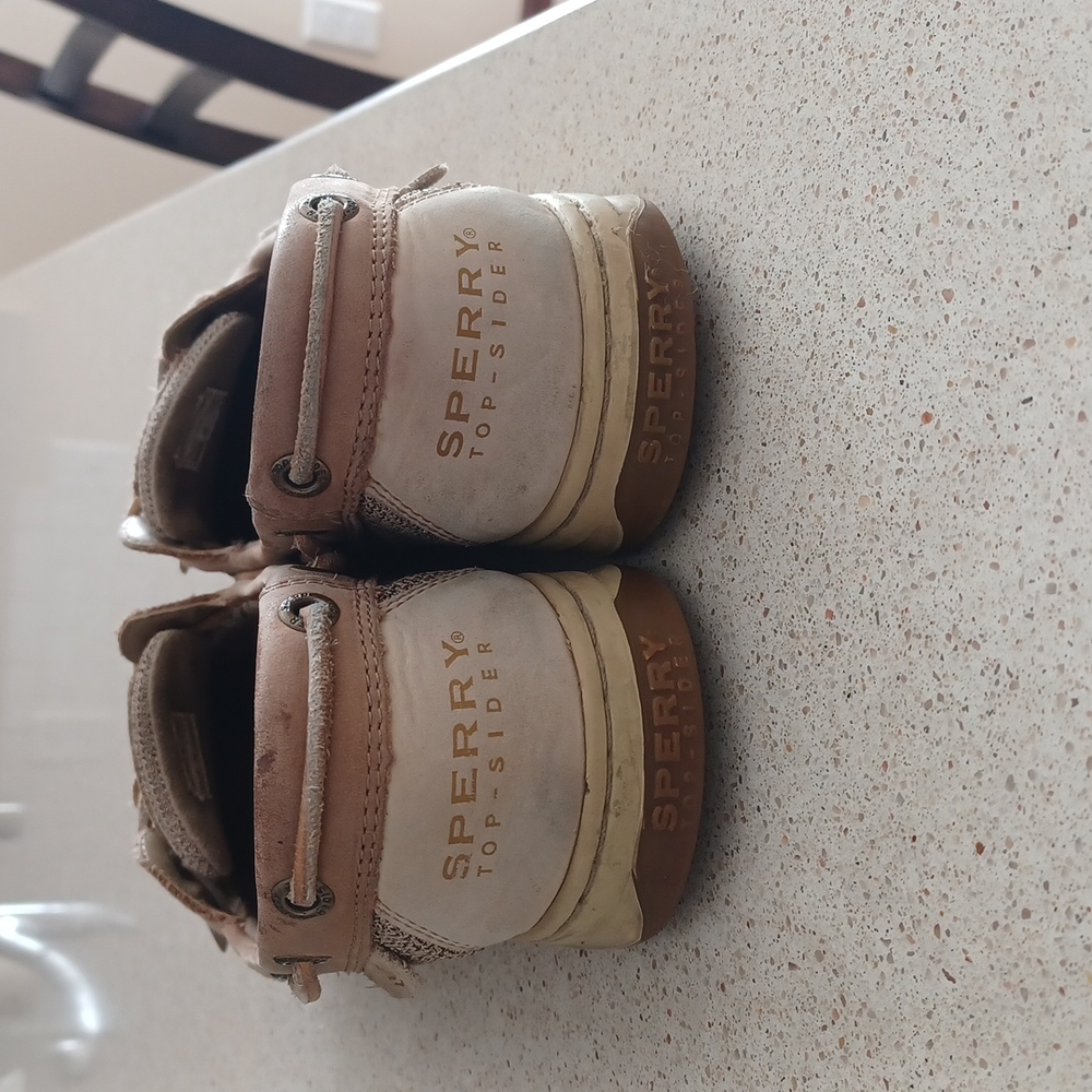 Sperry's - Picture 3 of 5